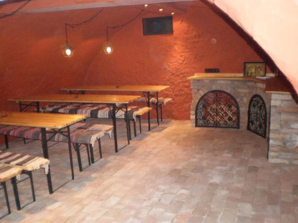 Hotel Székely Vendégház à Esztergom Extérieur photo